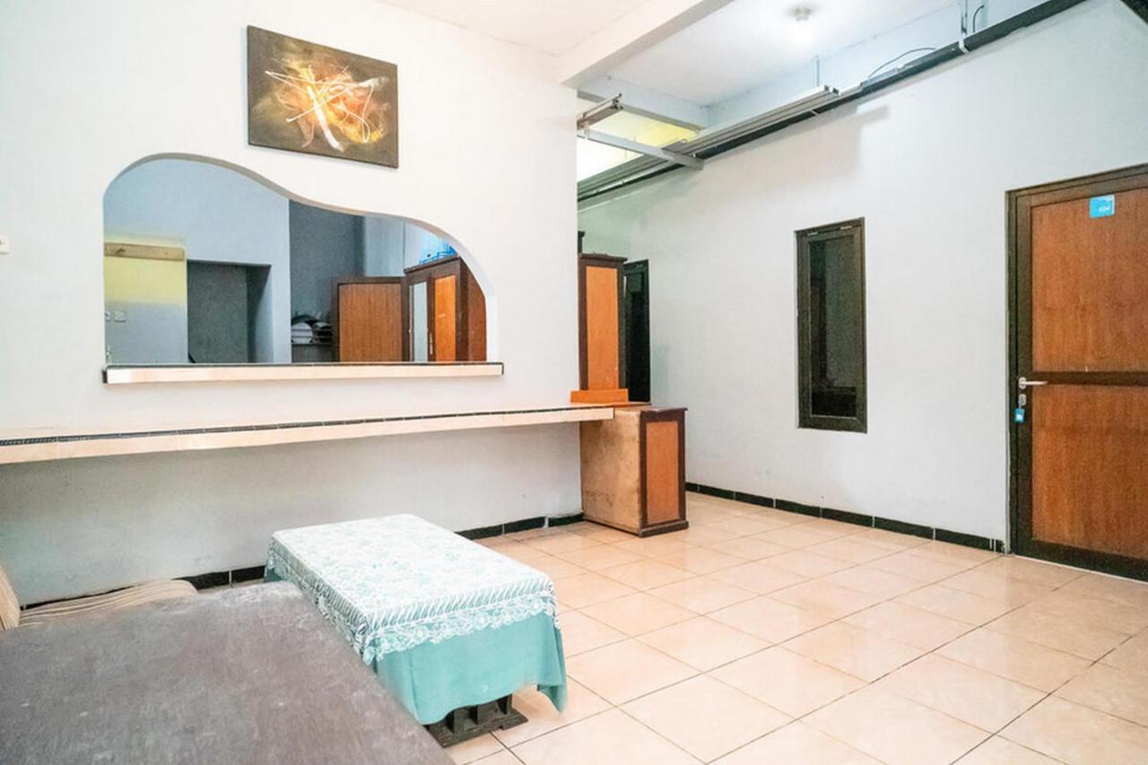 Jotel Guest House RedPartner Pulauberayan Exterior foto