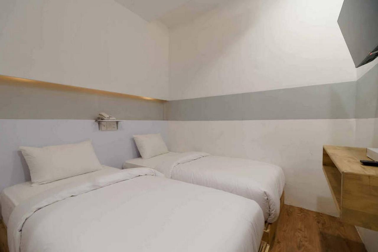 Jotel Guest House RedPartner Pulauberayan Exterior foto